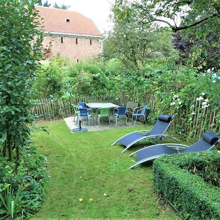 Enchanting Cottage With Terrace Garden Hamoir Exterior photo