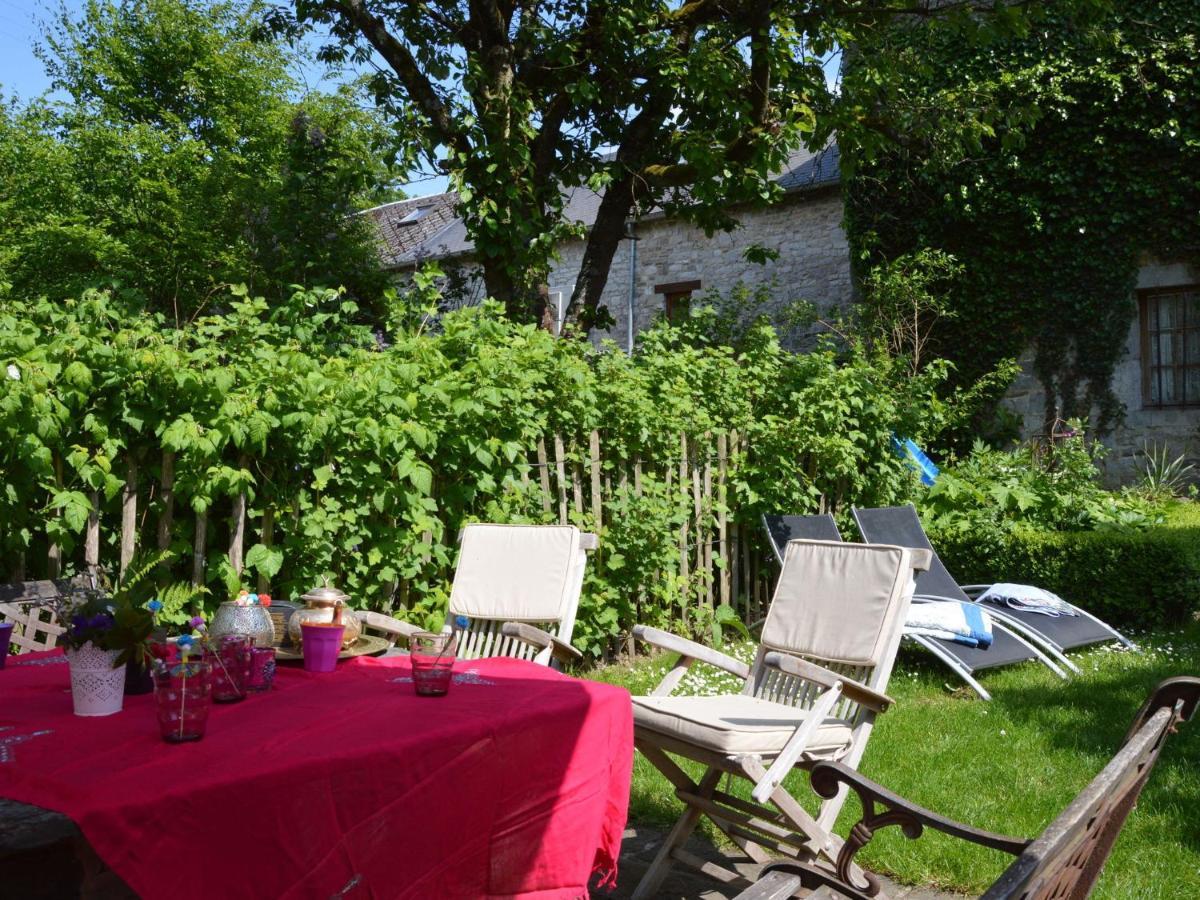 Enchanting Cottage With Terrace Garden Hamoir Exterior photo